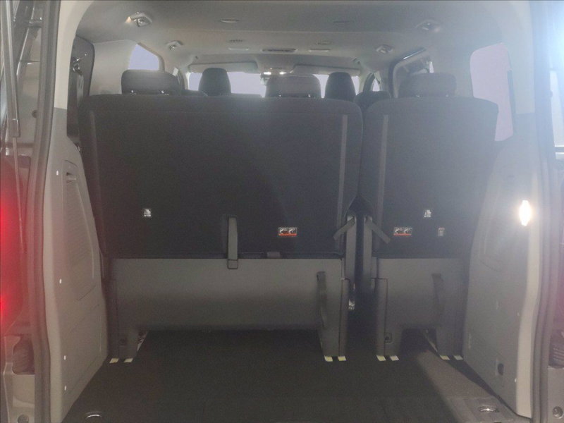 Ford Tourneo Custom nuova a Milano (10)