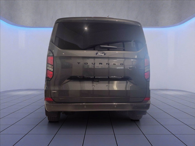 Ford Tourneo Custom nuova a Milano (4)