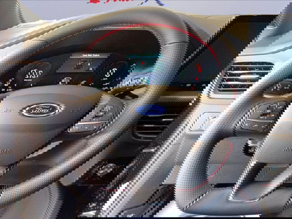 Ford Kuga nuova a Milano (13)