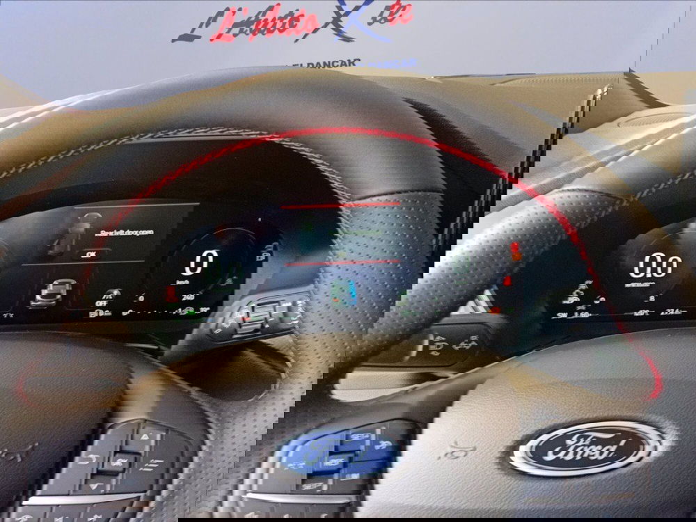 Ford Kuga nuova a Milano (15)