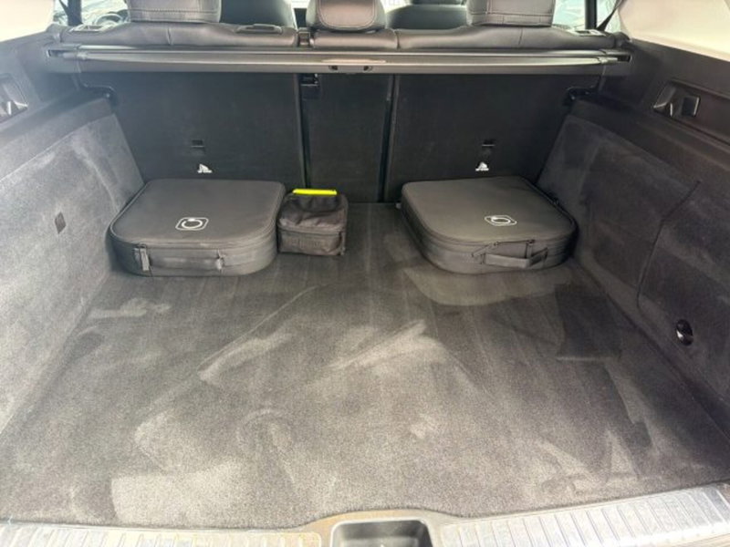 Mercedes-Benz GLB EQ usata a Potenza (12)