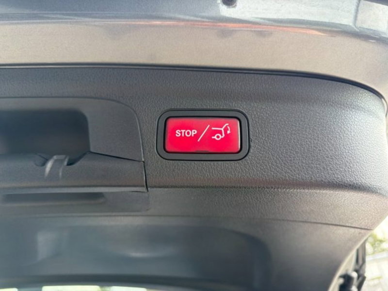 Mercedes-Benz GLB EQ usata a Potenza (13)