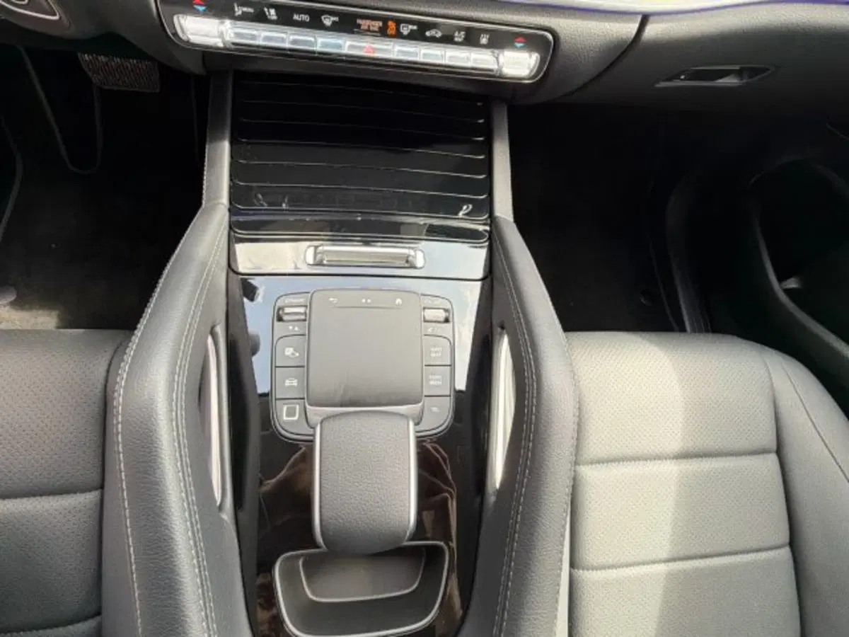 Mercedes-Benz GLB EQ usata a Potenza (19)