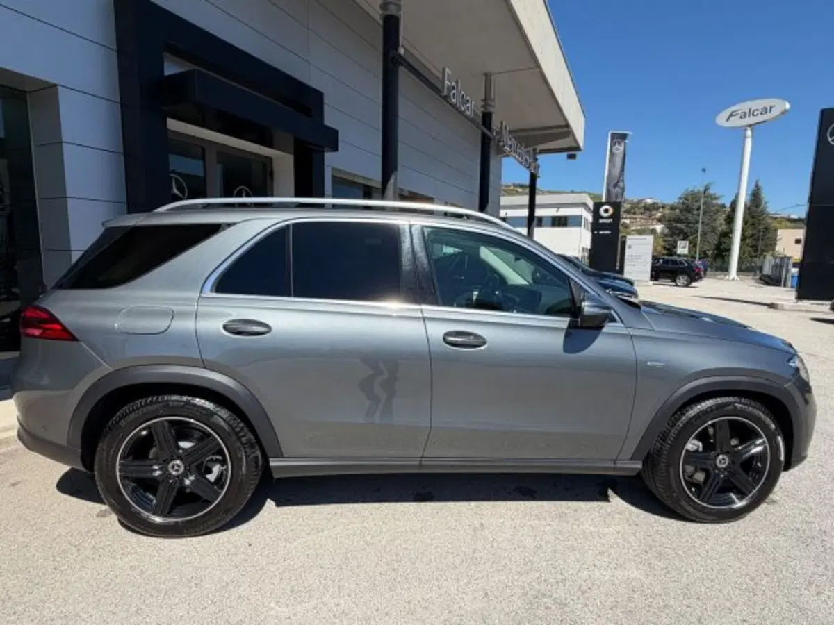 Mercedes-Benz GLB EQ usata a Potenza (3)