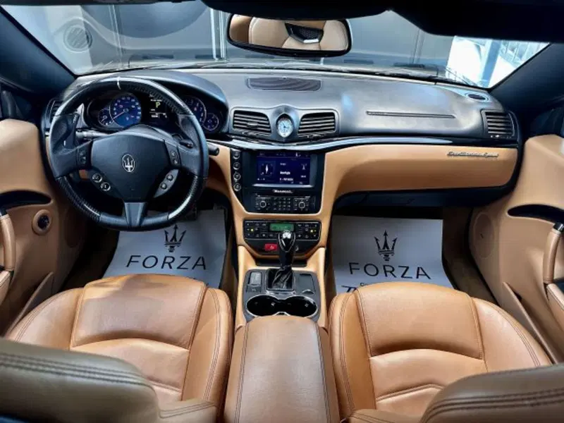 Maserati Granturismo usata a Torino (13)