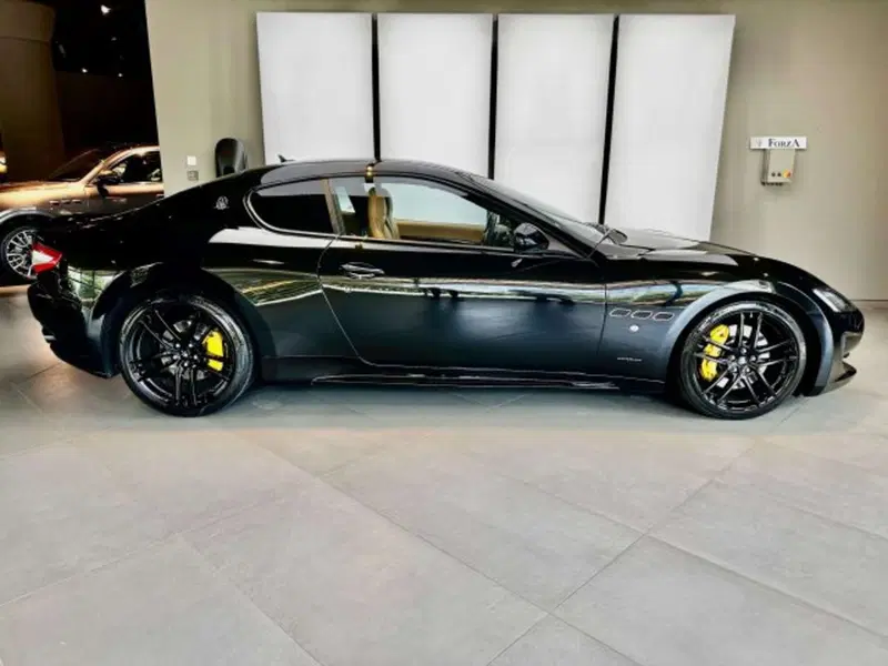 Maserati Granturismo usata a Torino (4)