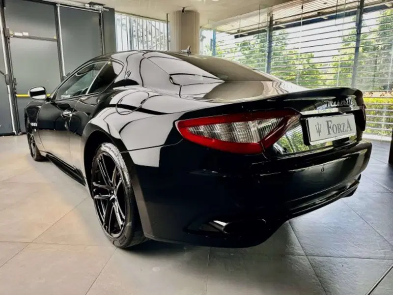 Maserati Granturismo usata a Torino (7)