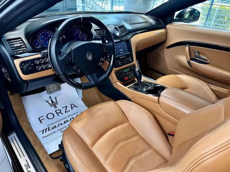 Maserati Granturismo usata a Torino (8)