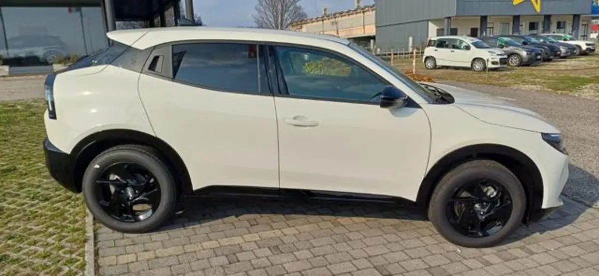 Alfa Romeo Junior nuova a Padova (5)