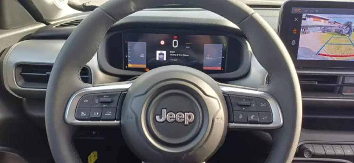 Jeep Avenger nuova a Padova (13)