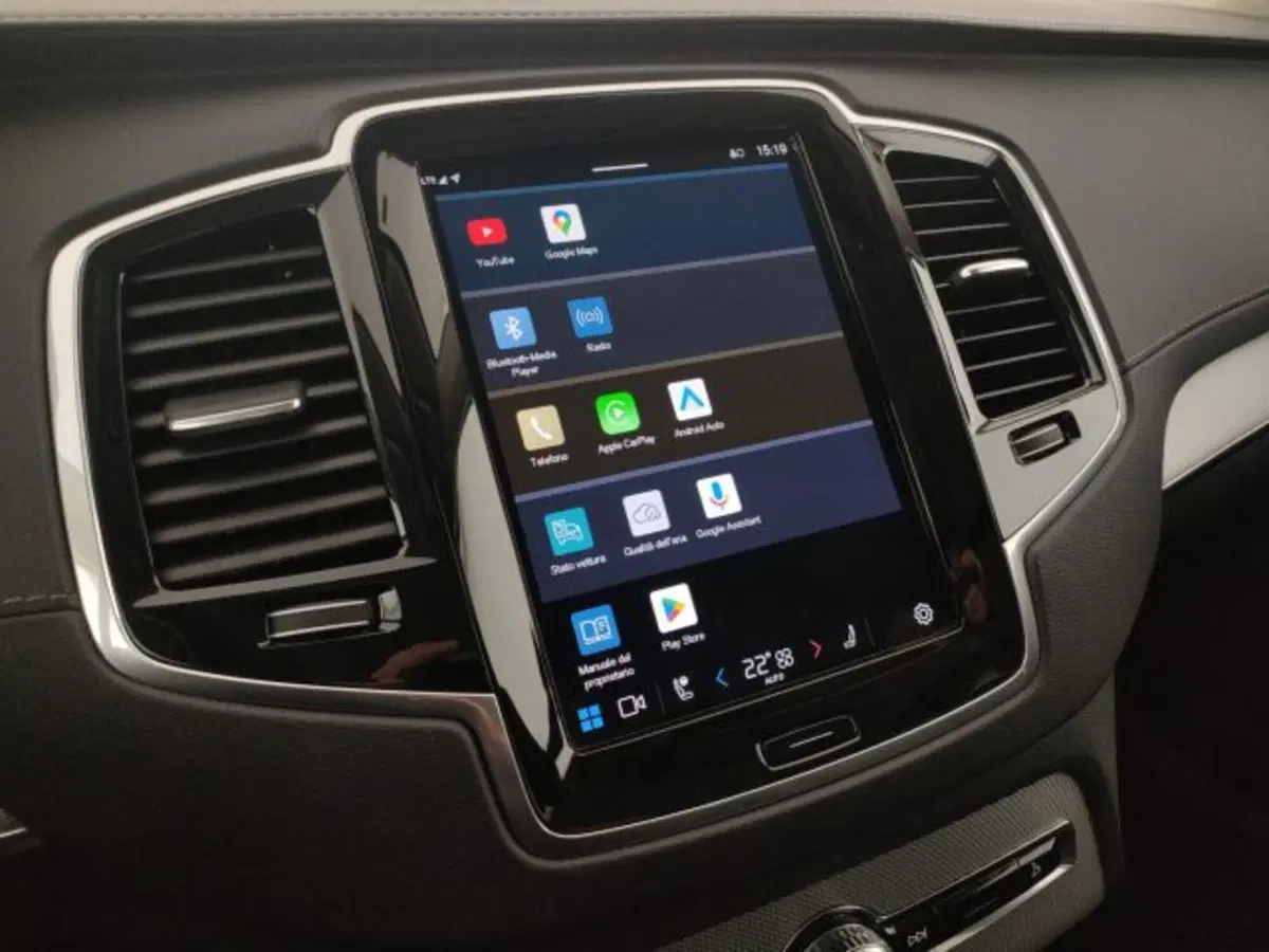 Volvo XC90 usata a Modena (15)