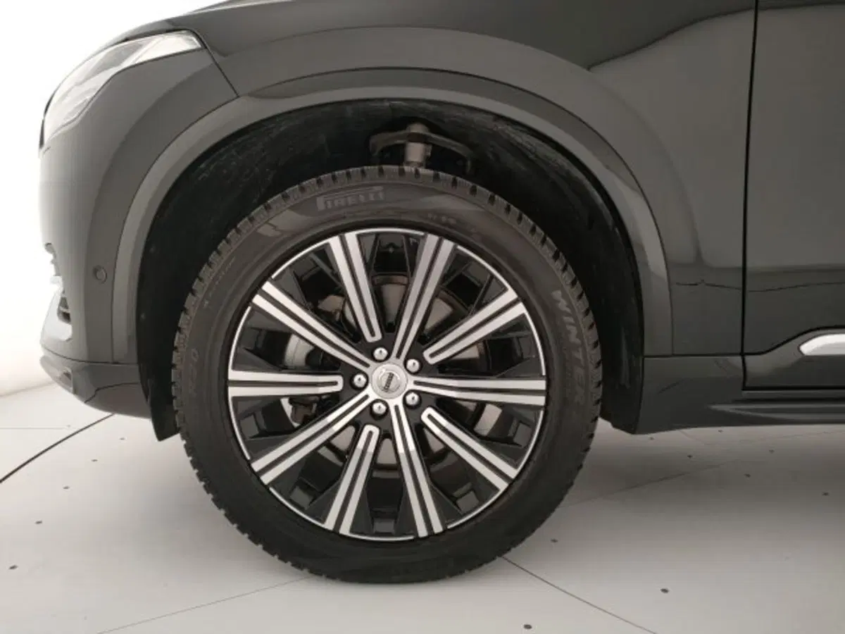Volvo XC90 usata a Modena (8)
