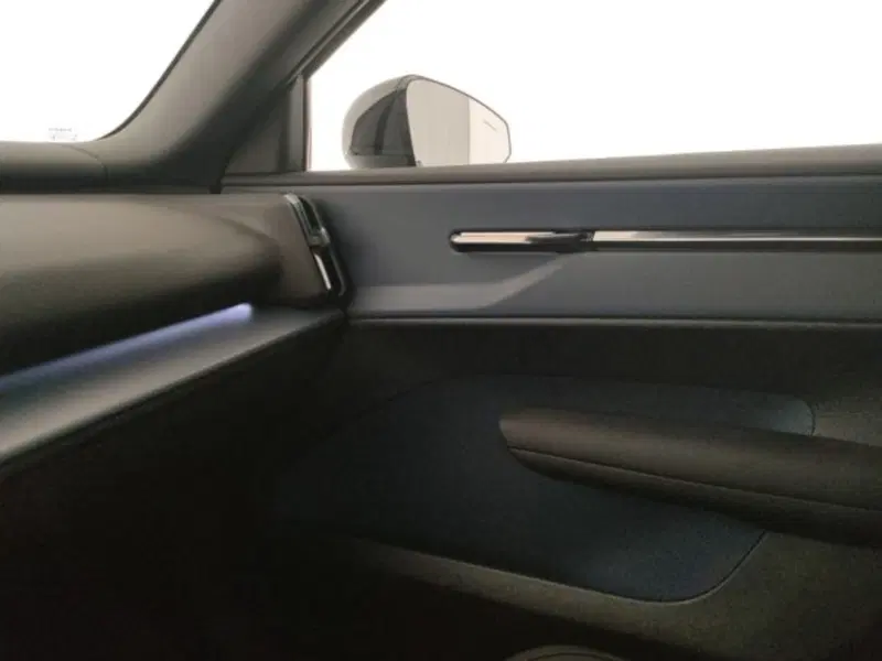 VOLVO Veicoli Commerciali EX30 nuova a Modena (19)