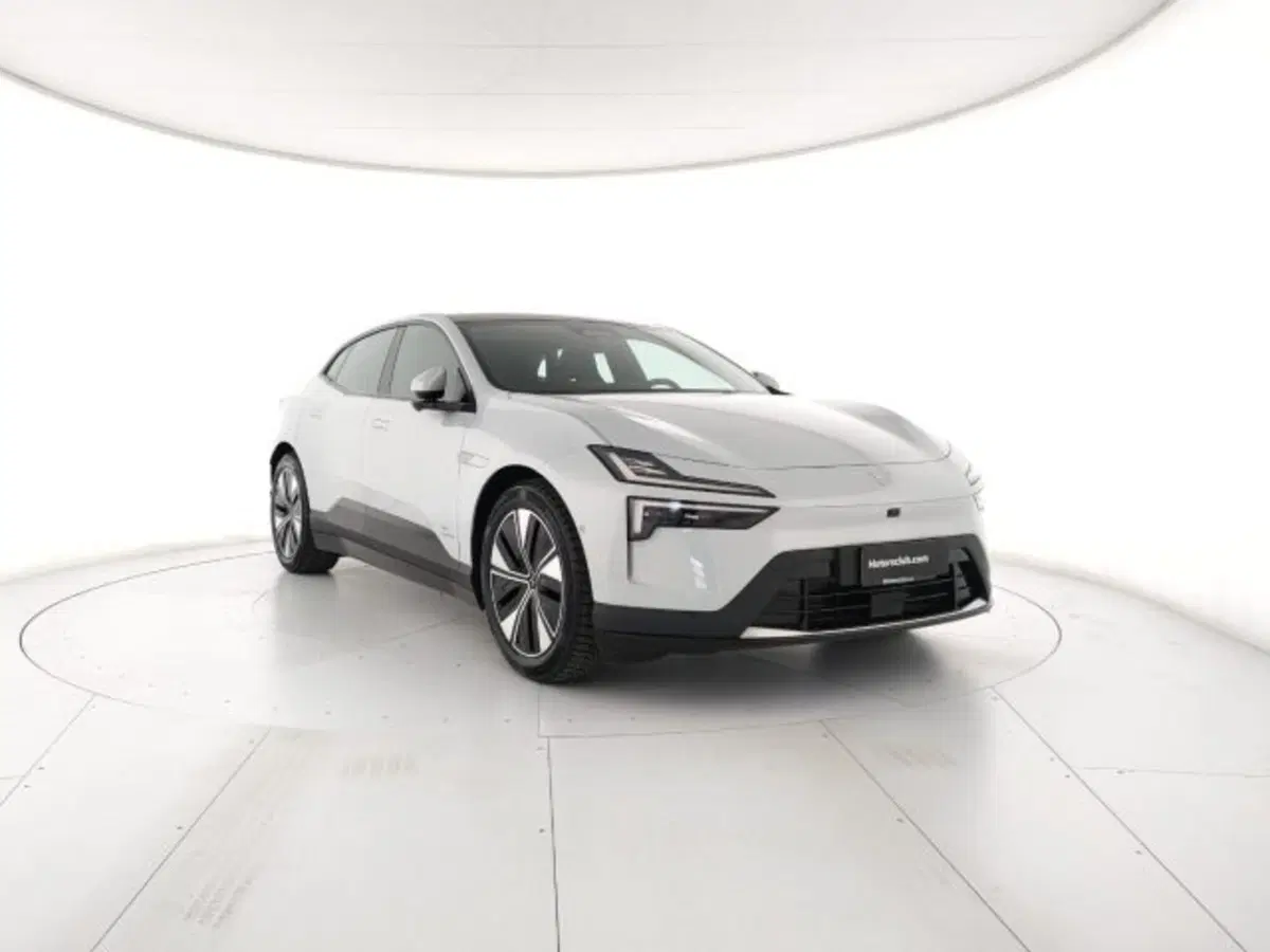 Polestar Polestar 4 nuova a Modena (6)