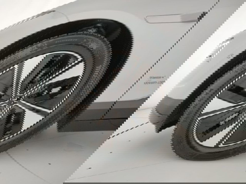 Polestar Polestar 4 nuova a Modena (8)