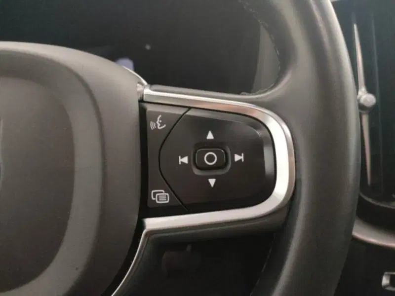 Volvo XC60 usata a Modena (19)