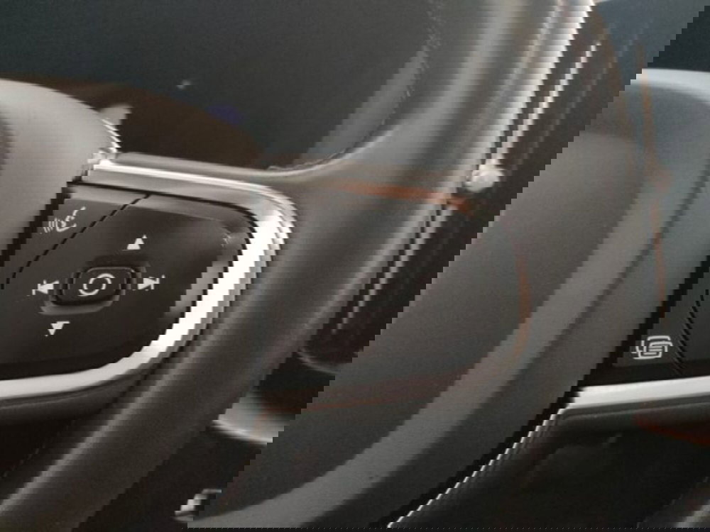Volvo XC60 usata a Modena (19)