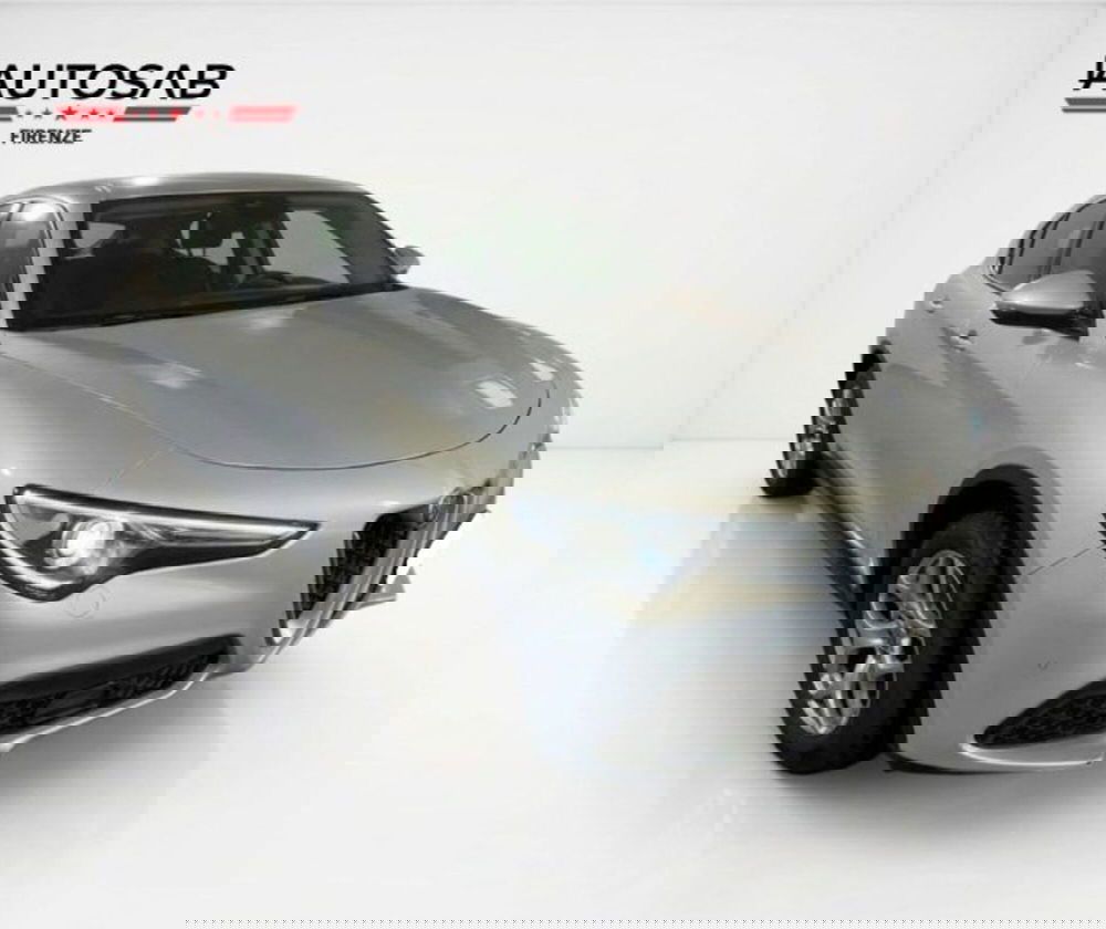 Alfa Romeo Stelvio usata a Firenze (3)