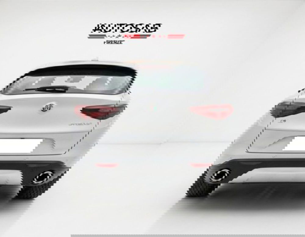 Alfa Romeo Stelvio usata a Firenze (5)
