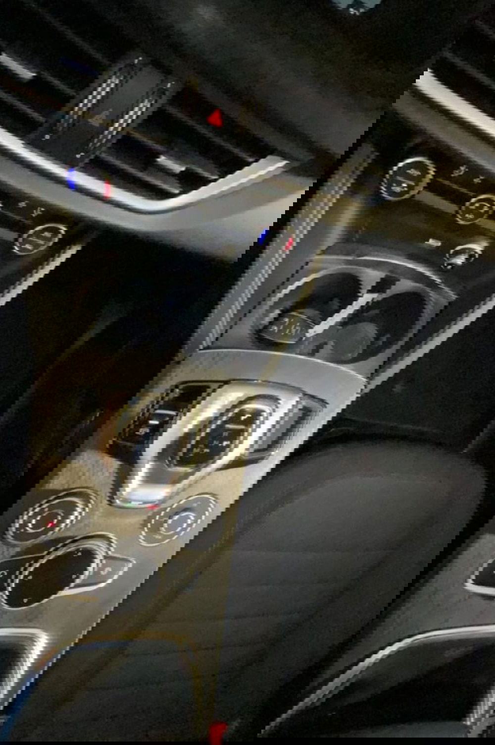 Alfa Romeo Stelvio usata a Firenze (8)