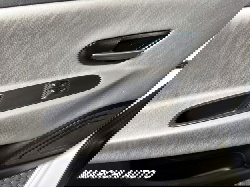 Lancia Ypsilon usata a Perugia (12)