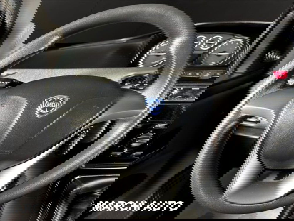 Lancia Ypsilon usata a Perugia (14)