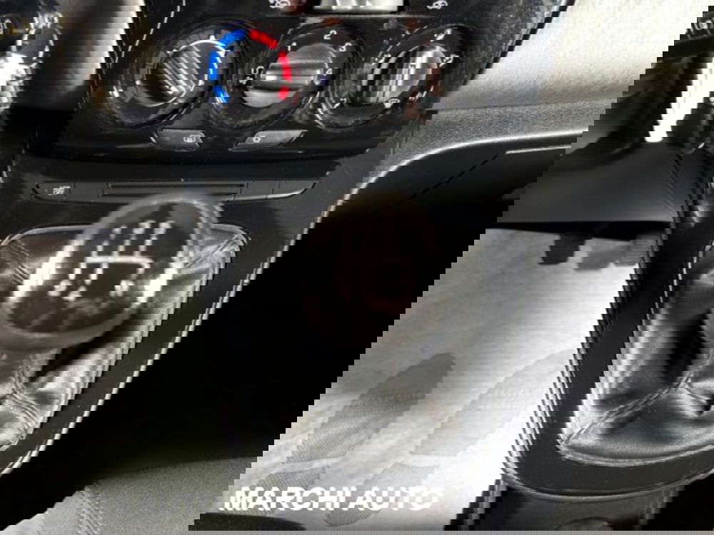 Lancia Ypsilon usata a Perugia (18)