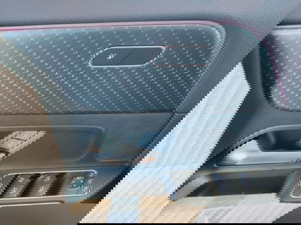 Mercedes-Benz EQA nuova a Teramo (11)