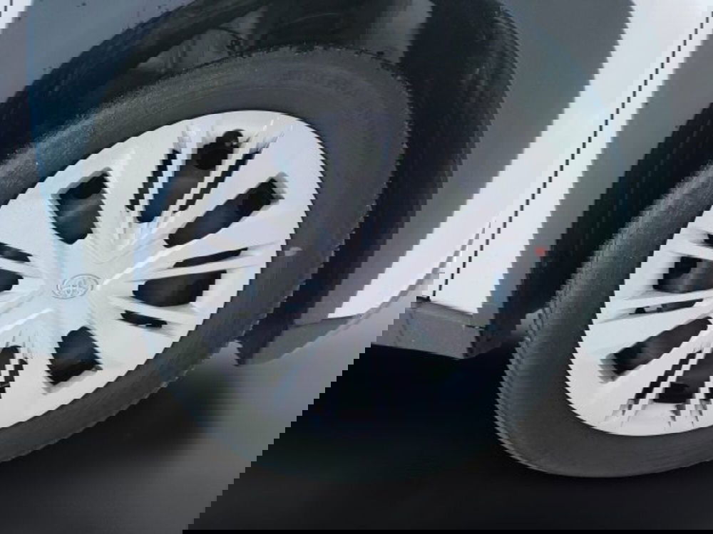Toyota Aygo X usata a Teramo (10)