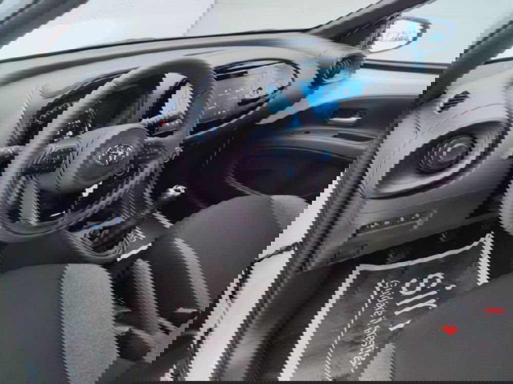 Toyota Aygo X usata a Teramo (16)