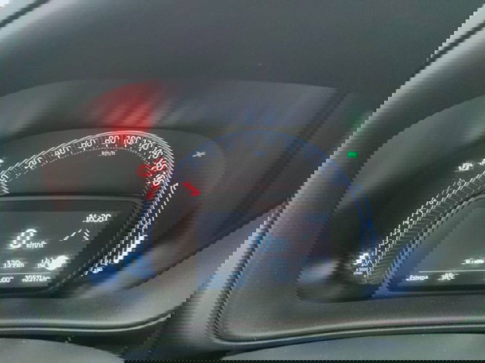 Toyota Aygo X usata a Teramo (18)