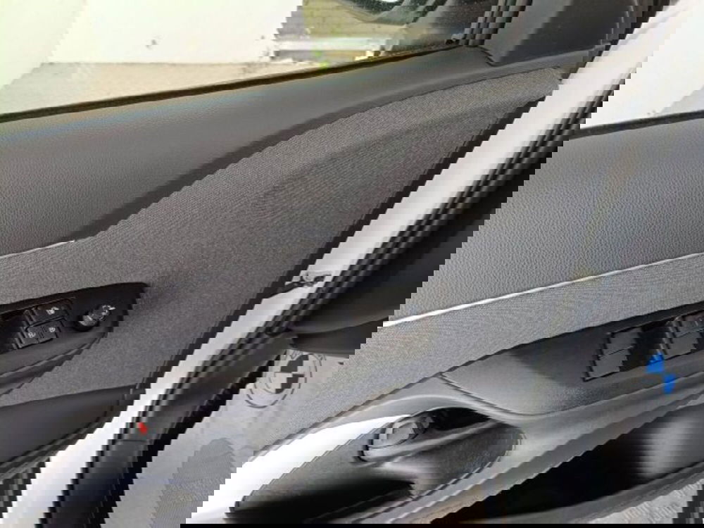 Toyota Yaris Cross usata a Teramo (16)