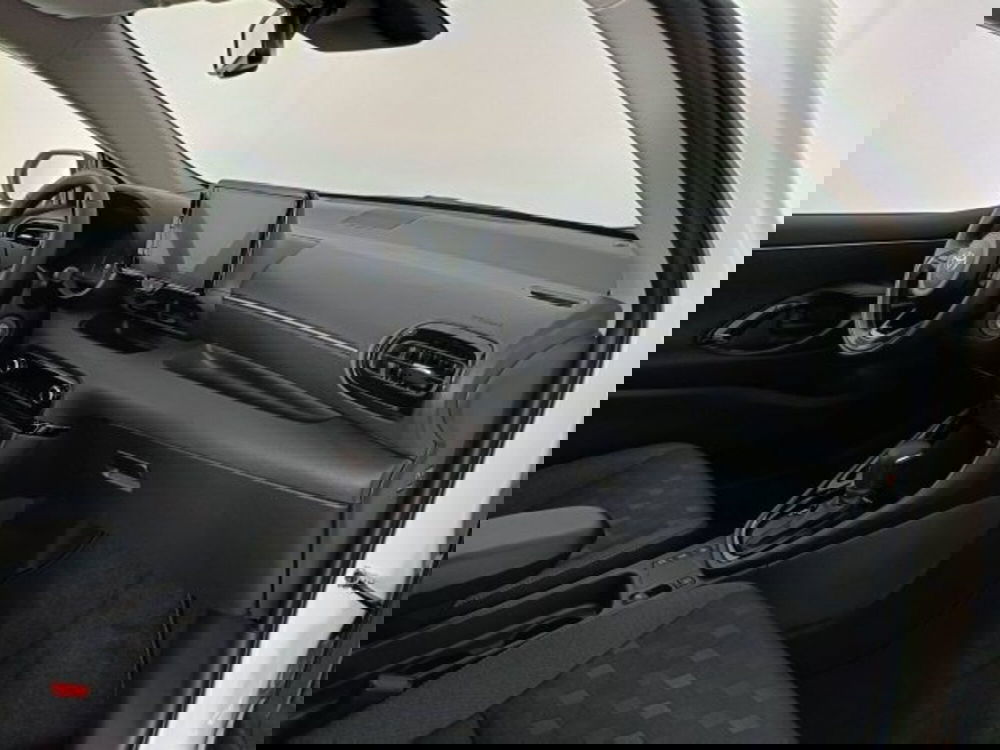 Toyota Yaris nuova a Teramo (10)
