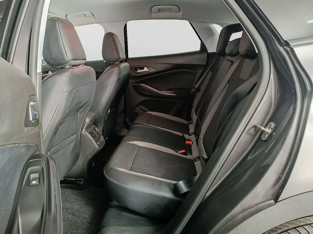 Opel Grandland usata a Ascoli Piceno (9)
