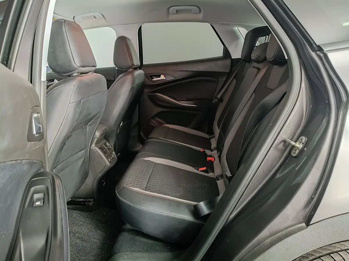 Opel Grandland X usata a Ascoli Piceno (9)