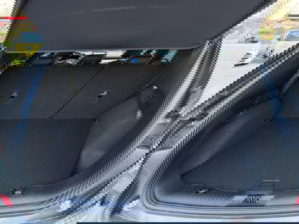 Ford Kuga usata a Lucca (13)