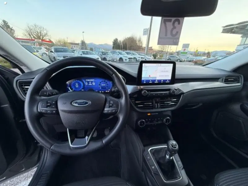 Ford Kuga usata a Lucca (16)