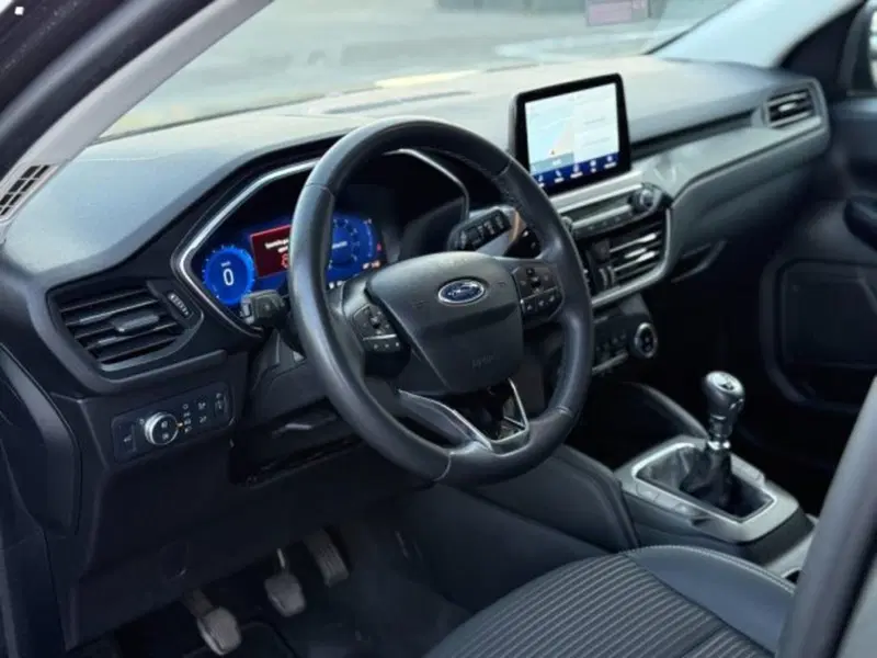 Ford Kuga usata a Lucca (7)