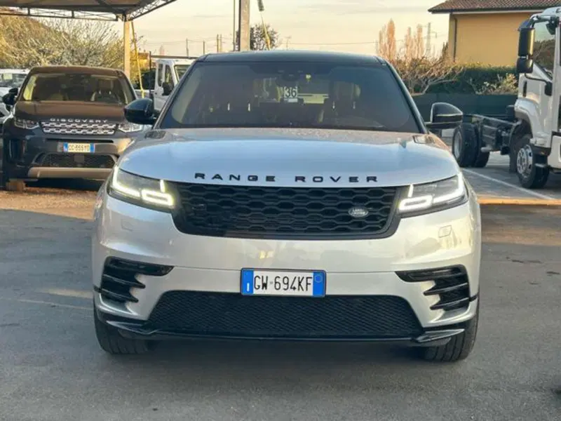 Land Rover Range Rover Velar usata a Lucca (3)
