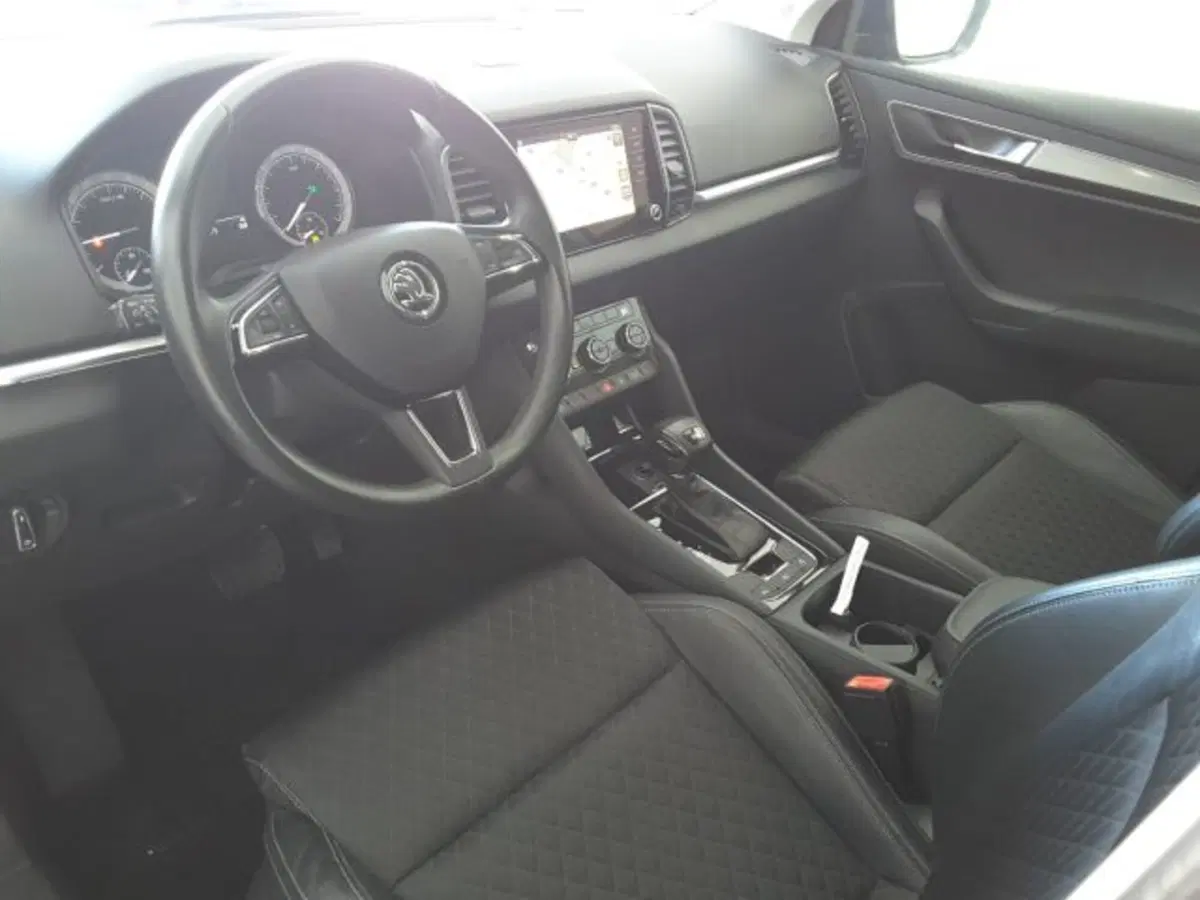 Skoda Karoq usata a Firenze (6)