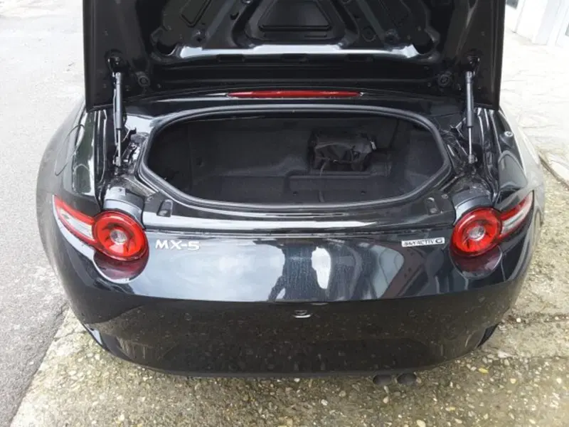 Mazda MX-5 nuova a Firenze (13)