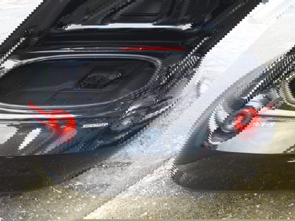 Mazda MX-5 nuova a Firenze (13)