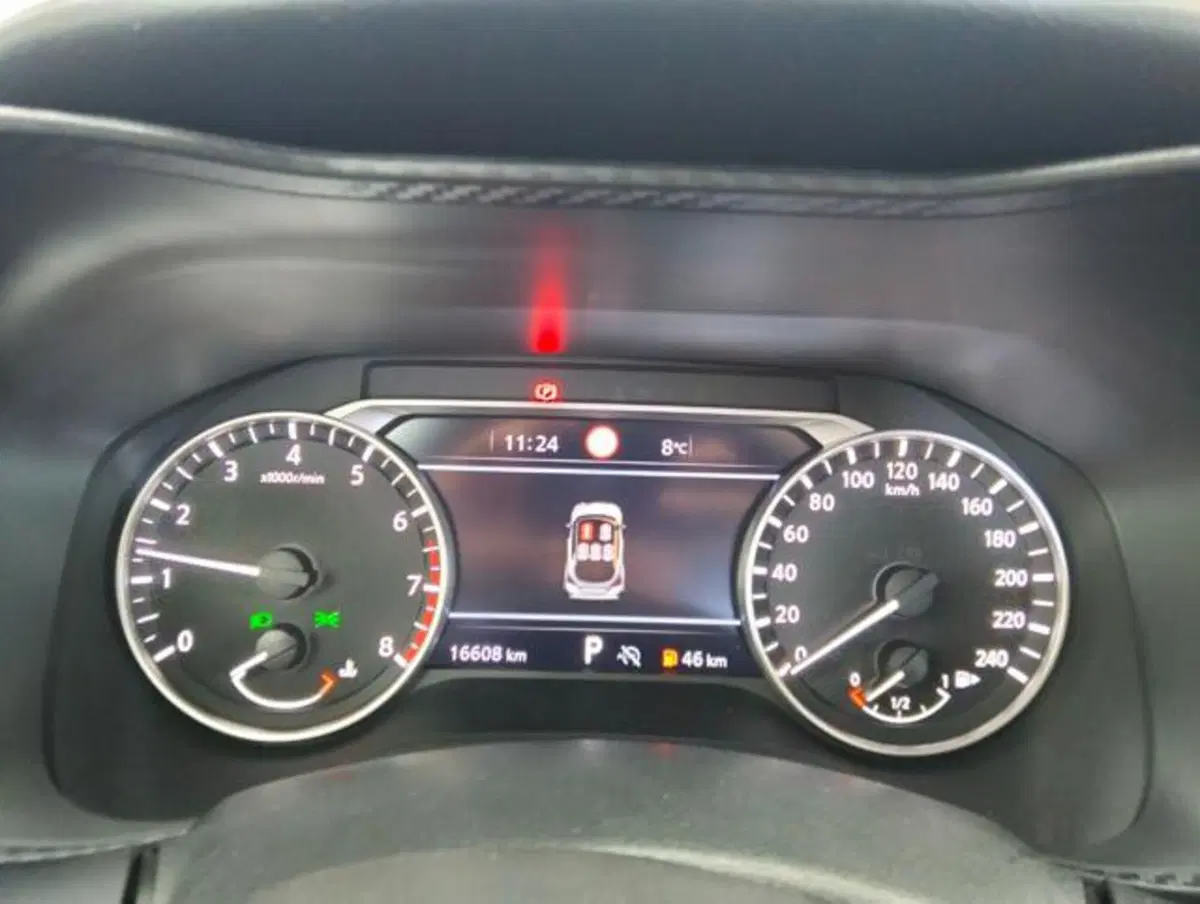 Nissan Juke usata a Como (12)
