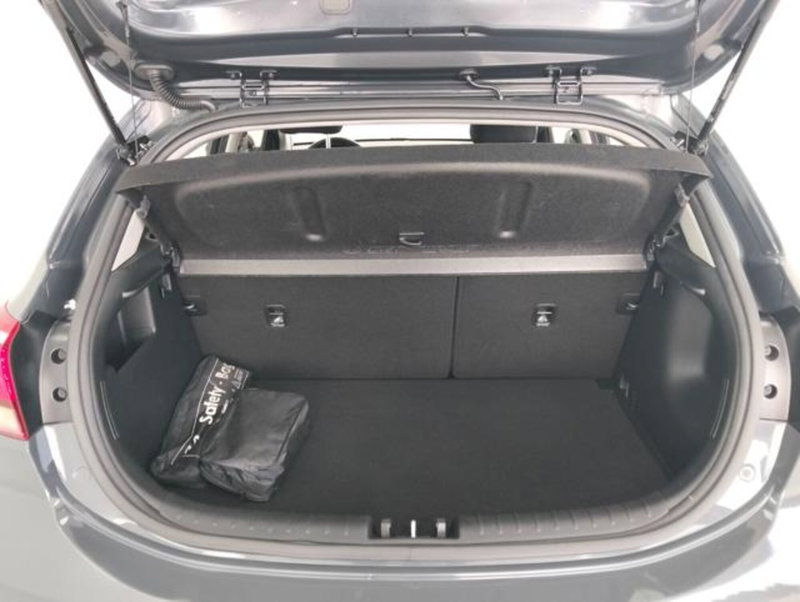 Kia Rio usata a Como (18)