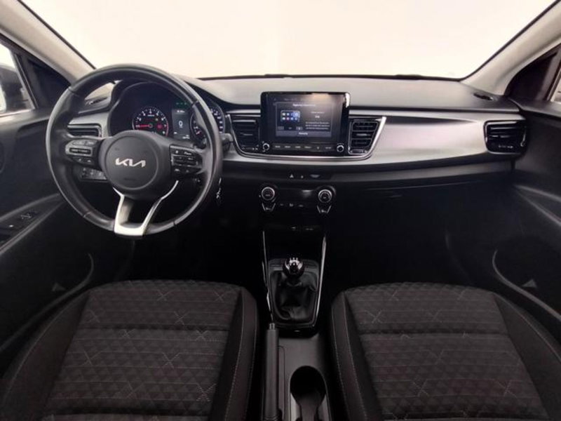 Kia Rio usata a Como (4)