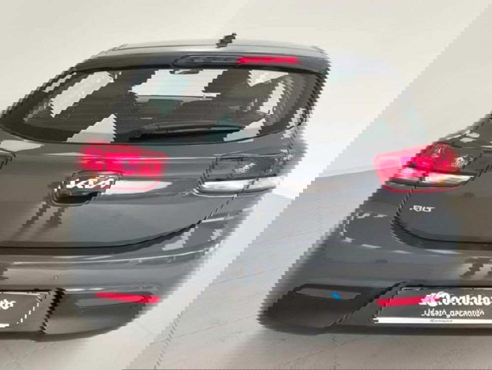 Kia Rio usata a Como (7)