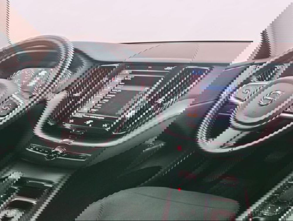 Volvo XC60 usata a Como (10)