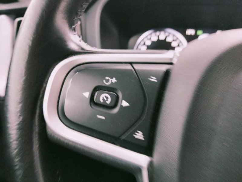 Volvo XC60 usata a Como (11)
