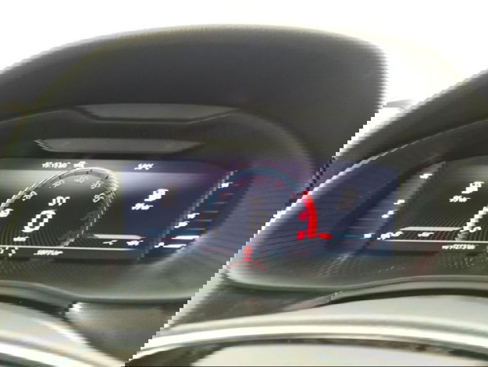 Skoda Kamiq usata a Como (12)