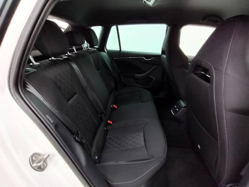 Skoda Kamiq usata a Como (5)